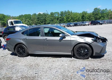 2025 Toyota Camry Se z USA, uszkodzony, nr VIN 4T1DBADK5SU533742